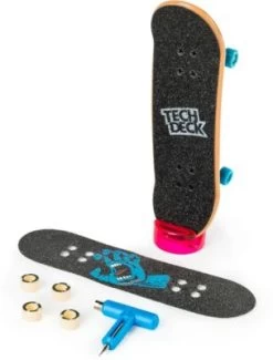 Tech Deck Fingerboard - 1 Finger-Skateboard Mit Original Skateboard-Design - Verschiedene Grafiken, Mit Sticker-Set Zur Marke - Coole Fingerboards Für Echte Skater Ab 6 Jahren, Zufallsauswahl -Kinderspielzeugladen 13989298 05