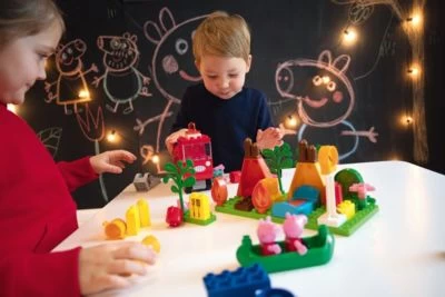 PlayBIG Bloxx Peppa Pig Feuerwehrauto, 58-tlg. 6 PlayBIG Bloxx Peppa Pig Feuerwehrauto, 58-tlg. – Bild 4