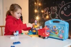 PlayBIG Bloxx Peppa Pig Feuerwehrauto, 58-tlg. 12 PlayBIG Bloxx Peppa Pig Feuerwehrauto, 58-tlg. -Kinderspielzeugladen 14907129 05