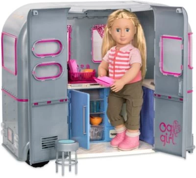 Our Generation Wohnwagen Mit Zubehör Für Puppen 8 Our Generation Wohnwagen Mit Zubehör Für Puppen – Bild 6