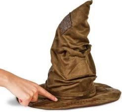 Wizarding World Harry Potter - Interaktiver Sprechender Hut Mit Sound -Kinderspielzeugladen 20035195 03