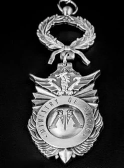 The Noble Collection® Schlüsselanhänger Zaubereiministerium -Kinderspielzeugladen 21143632 02