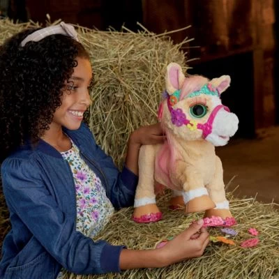 FurReal Cinnamon, Mein Stylisches Pony 6 FurReal Cinnamon, Mein Stylisches Pony – Bild 4