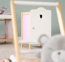 Roba Puppenkleiderschrank Scarlett Zum Verstauen Von Puppenkleidung Und Zubehör, Weiß Lackiert 10 Roba Puppenkleiderschrank Scarlett Zum Verstauen Von Puppenkleidung Und Zubehör, Weiß Lackiert -Kinderspielzeugladen 27199098 03
