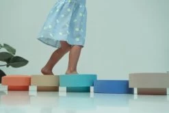 MOES Stapelstuhl – Rainbow Chair -Kinderspielzeugladen 28630283 06