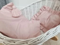 TinaForKids Puppenwiege Aus Weiden Mit Bettwäscheset, Puppenbett Weiß/Rosa -Kinderspielzeugladen 29721283 04