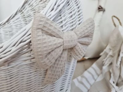 TinaForKids Puppenwagen Mit Bettwäscheset Aus Weiden Und Holz, Weiß/Natur 7 TinaForKids Puppenwagen Mit Bettwäscheset Aus Weiden Und Holz, Weiß/Natur – Bild 5