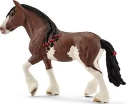 Schleich Farm World 13809 Clydesdale Stute