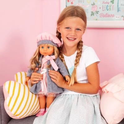 BAYER Stehpuppe Charlene Mit Funktionen, 46 Cm 5 BAYER Stehpuppe Charlene Mit Funktionen, 46 Cm – Bild 3